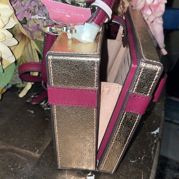NWT Kate Spade Wrapping Party Gift Box Crossbody Bag Glittering Rose Meta $359 - Picture 5 of 12